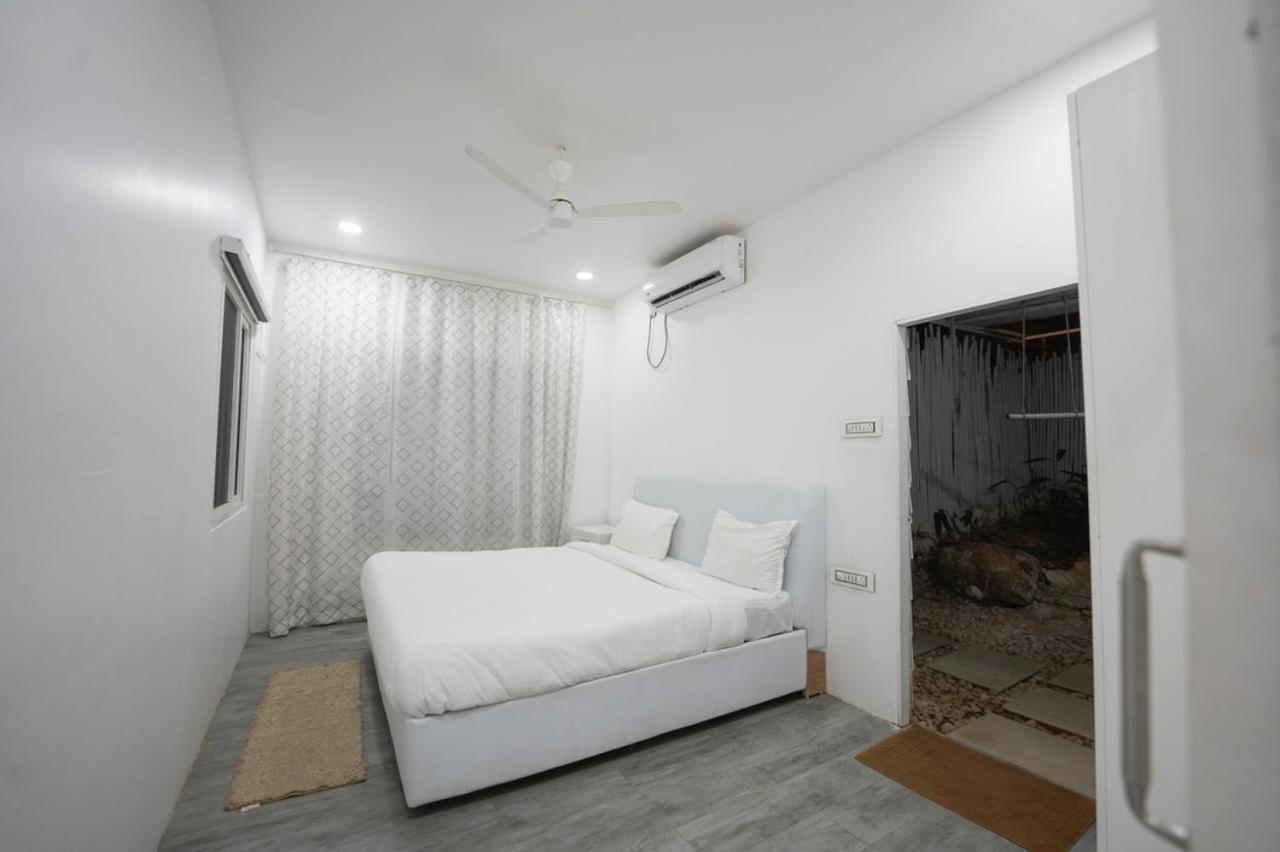 Hotel Rustic Vogue Shamirpet Exterior foto